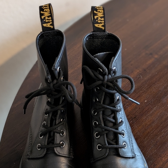 Dr. Martens | Classic Black Combat Boots | Nappa Leather - Picture 4 of 5